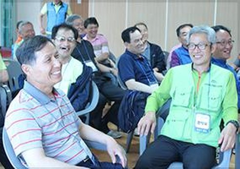 ·  50~65세 어르신들의 마음 치유를 위한 ‘전성기 캠프’ 운영 시작 